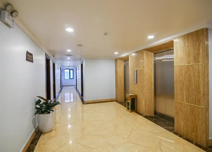 Khách sạn Au Lac 4*